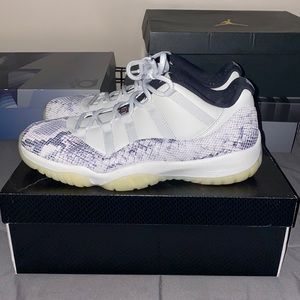 Air Jordan 11 Retro Lows